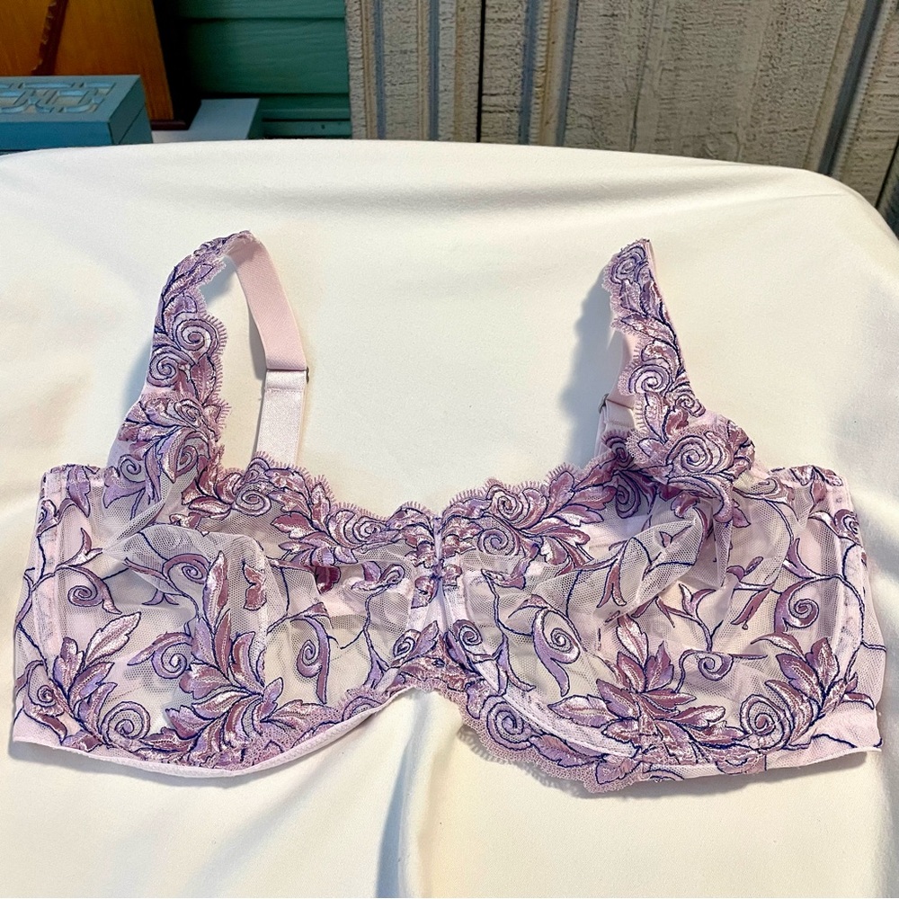 *EUC* SOMA Sensuous Lace Unlined Underwire Bra - Size 38G - Purple Tones -Floral